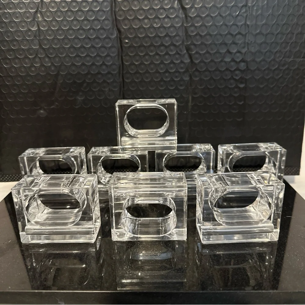 Lucite acrylic set of 8 napkin ring holders rectangular
